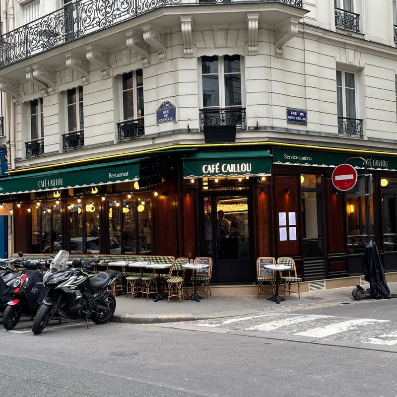 Le Café caillou - 210 rue de Grenelle, 75007.